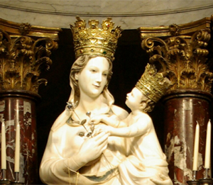 Our_Lady_of_Trapani_particolare